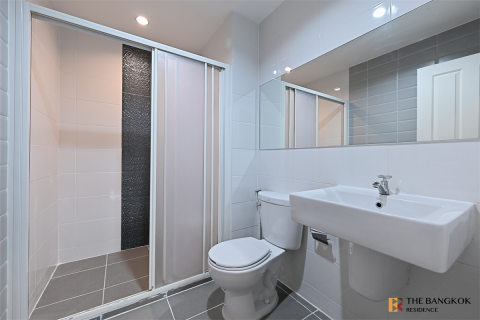 Condo in Bangkok, Thailand, 1 bedroom  № 209227 - photo 6