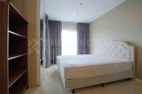 Condo in Bangkok, Thailand, 1 bedroom  № 209227 - photo 2