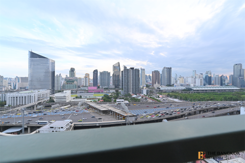 Condo in Bangkok, Thailand, 1 bedroom  № 209227 - photo 4