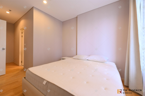 Condo in Bangkok, Thailand, 1 bedroom  № 209223 - photo 5