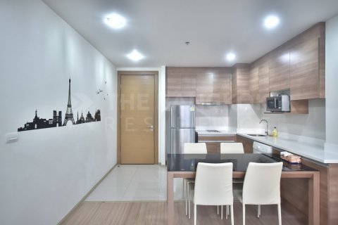 Condo in Bangkok, Thailand, 2 bedrooms  № 209225 - photo 9