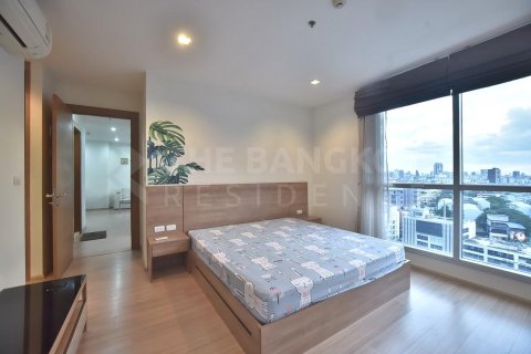 Condo in Bangkok, Thailand, 2 bedrooms  № 209225 - photo 4
