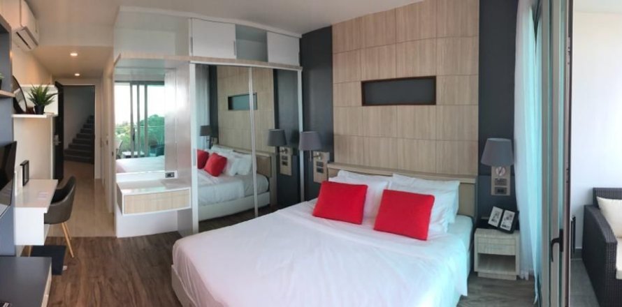 Студия в кондо в Кату, Таиланд № 167568