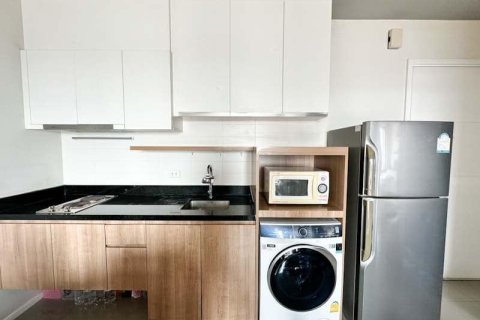 Studio in the Condo in Watthana, Bangkok, Thailand  № 167566 - photo 5