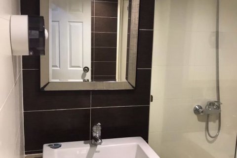 Condo in Watthana, Bangkok, Thailand, 3 bedrooms  № 148956 - photo 9