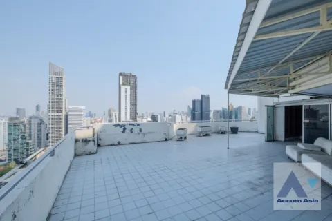 Condo in Watthana, Bangkok, Thailand, 2 bedrooms № 214876