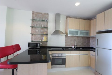 Condo in Pattaya, Thailand, 2 bedrooms  № 142409 - photo 3
