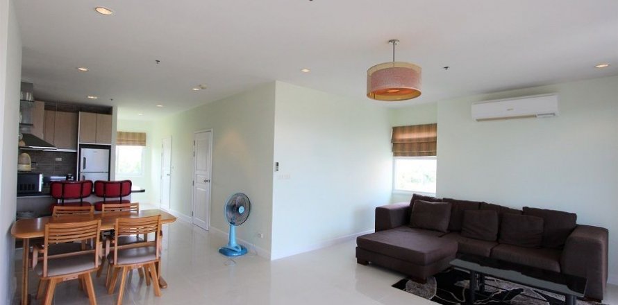 Condo in Pattaya, Thailand, 2 bedrooms  № 142409