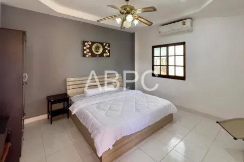 Estudio en Pattaya, Tailandia № 210792 - foto 16