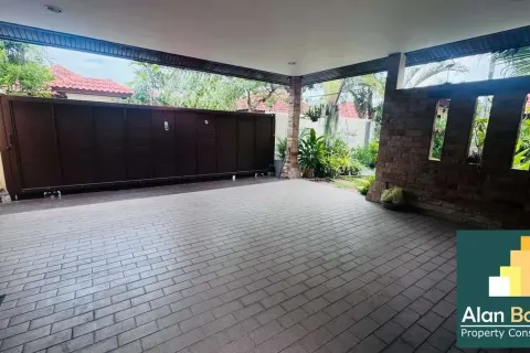 Casa de 3 dormitorios en Pattaya, Tailandia № 210796 - foto 17