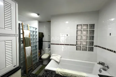 Condominio de 1 dormitorio en Jomtien Beach, Pattaya, Tailandia № 210795 - foto 8