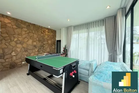 Casa de 4 dormitorios en Pattaya, Tailandia № 210797 - foto 18