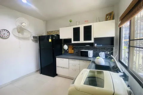 House in Pattaya, Thailand 3 bedrooms № 155639 - photo 11