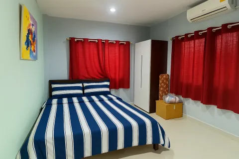 House in Pattaya, Thailand 3 bedrooms № 155639 - photo 15