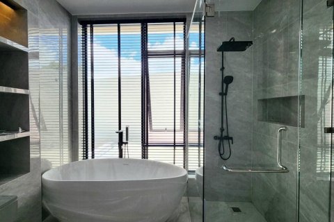 Villa in Phuket, Thailand 4 bedrooms № 155022 - photo 8