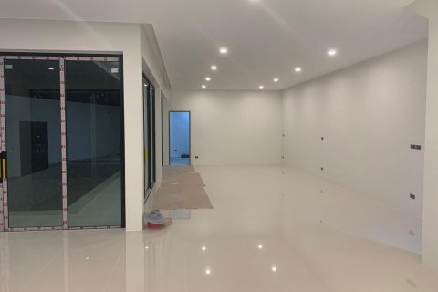 Villa in Phuket, Thailand 4 bedrooms № 155022 - photo 26