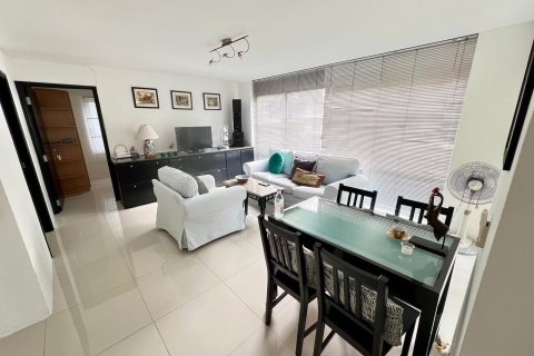 Кондоминиум с 2 спальнями в Ваттхане, Бангкок, Таиланд № 155025 - фото 4