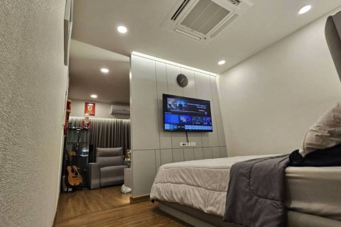 Дом в Бангкоке, Таиланд с 4 спальнями  № 153812 - фото 8