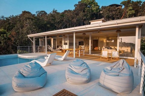 Villa in Surat Thani, Thailand 4 bedrooms № 153813 - photo 3