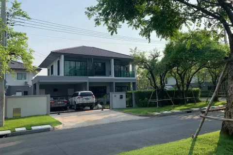 Дом в Самутпракане, Таиланд с 3 спальнями  № 154235 - фото 1