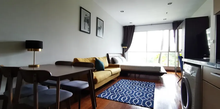 Студия в кондо в Патхум Ване, Бангкок, Таиланд № 161133