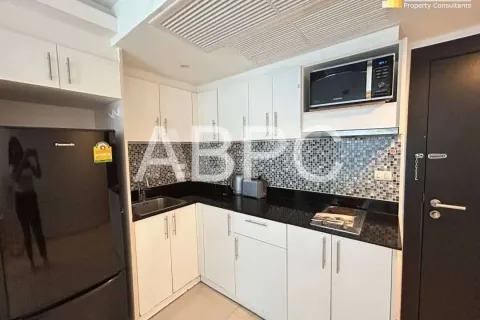 Condominio de 1 dormitorio en Pattaya, Tailandia № 211983 - foto 4