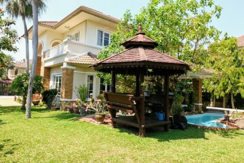 House in Chiang Mai, Thailand 4 bedrooms № 121824 - photo 3