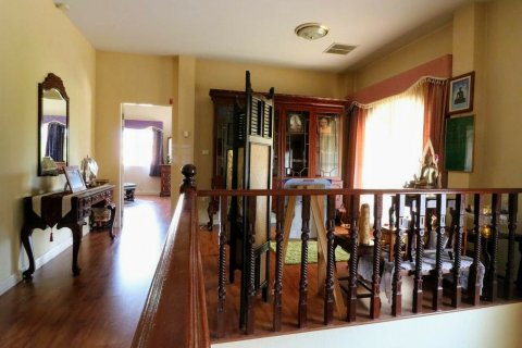 House in Chiang Mai, Thailand 4 bedrooms № 121824 - photo 12