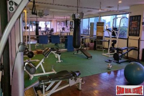 Apartment in Bangkok, Thailand 3 bedrooms № 192911 - photo 4