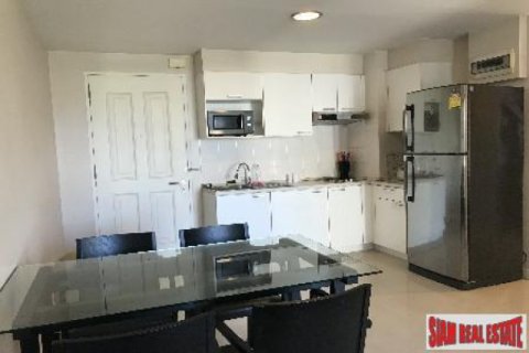 Apartment in Bangkok, Thailand 2 bedrooms № 192913 - photo 3