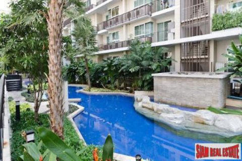 Apartment in Bangkok, Thailand 2 bedrooms № 192913