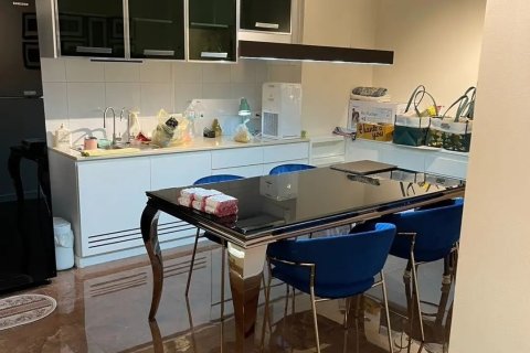 Condo in Pathum Wan, Bangkok, Thailand, 2 bedrooms  № 162030 - photo 3