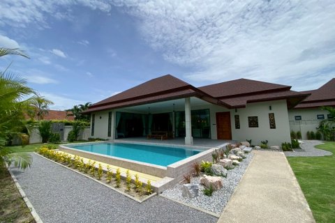 House in Hua Hin, Thailand 3 bedrooms № 168135