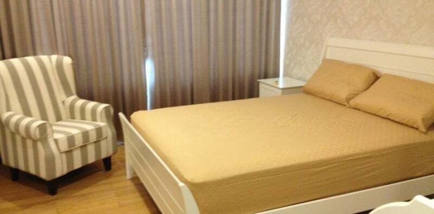 Condo in Khlong San, Bangkok, Thailand, 2 bedrooms № 150208