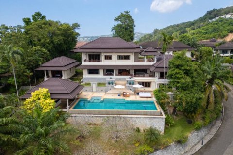 Villa in Bang Tao, Thailand 6 bedrooms № 155286 - photo 2