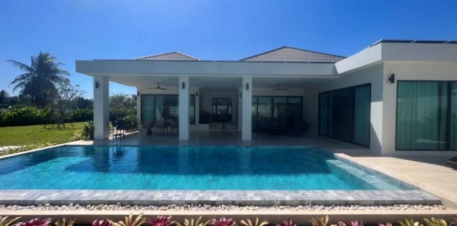 Villa à Hua Hin, Thaïlande 3 chambres № 155285