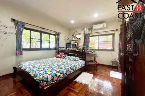 Casa de 6 dormitorios en Pattaya, Tailandia № 212699 - foto 8