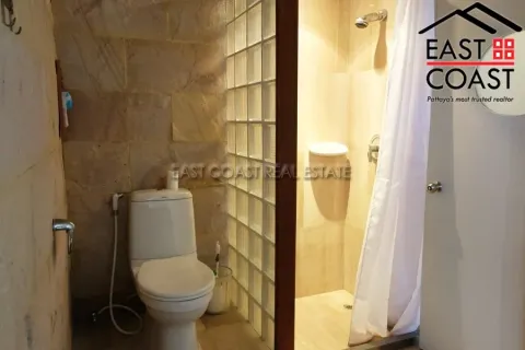 Condominio de 2 dormitorios en Jomtien Beach, Pattaya, Tailandia № 212700 - foto 15