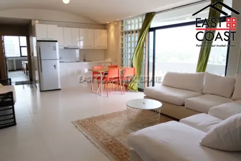 Condominio de 2 dormitorios en Jomtien Beach, Pattaya, Tailandia № 212700 - foto 3