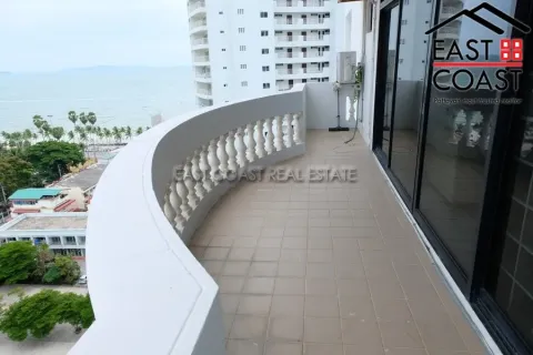 Condominio de 2 dormitorios en Jomtien Beach, Pattaya, Tailandia № 212700 - foto 18