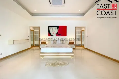 Casa de 3 dormitorios en Pattaya, Tailandia № 212697 - foto 9