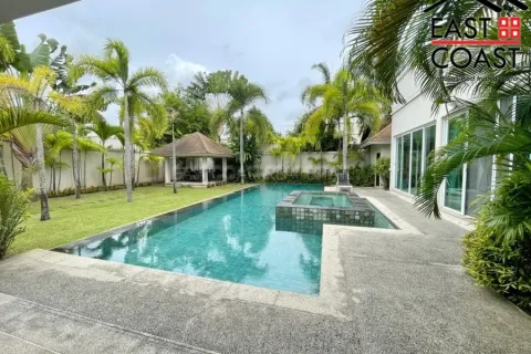 Casa de 3 dormitorios en Pattaya, Tailandia № 212697 - foto 7