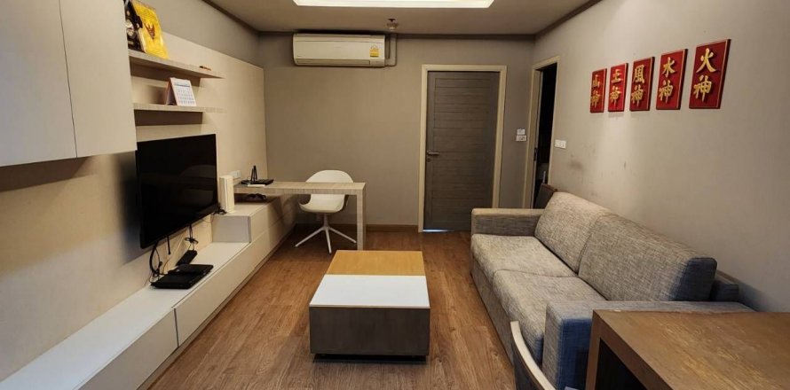 Студия в кондо в Банг Раке, Бангкок, Таиланд № 139019