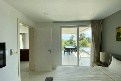 Condo in Ko Samui, Thailand, 2 bedrooms  № 134530 - photo 9
