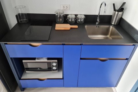 Studio in the Condo in Watthana, Bangkok, Thailand  № 160929 - photo 3