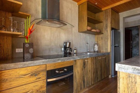 Villa in Phuket, Thailand 3 bedrooms № 160928 - photo 11