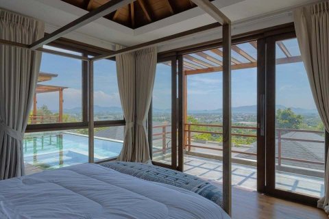 Villa in Phuket, Thailand 3 bedrooms № 160928