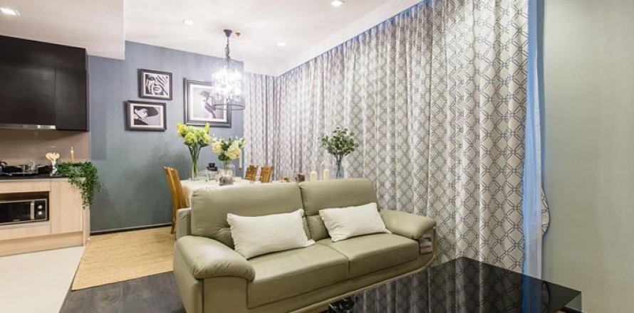 Condo in Bangkok, Thailand, 2 bedrooms  № 144053