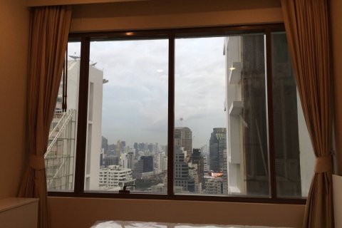 Condo in Bangkok, Thailand, 4 bedrooms  № 144054 - photo 15