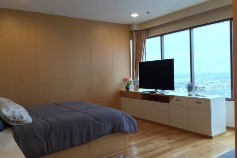 Condo in Bangkok, Thailand, 4 bedrooms  № 144054 - photo 21